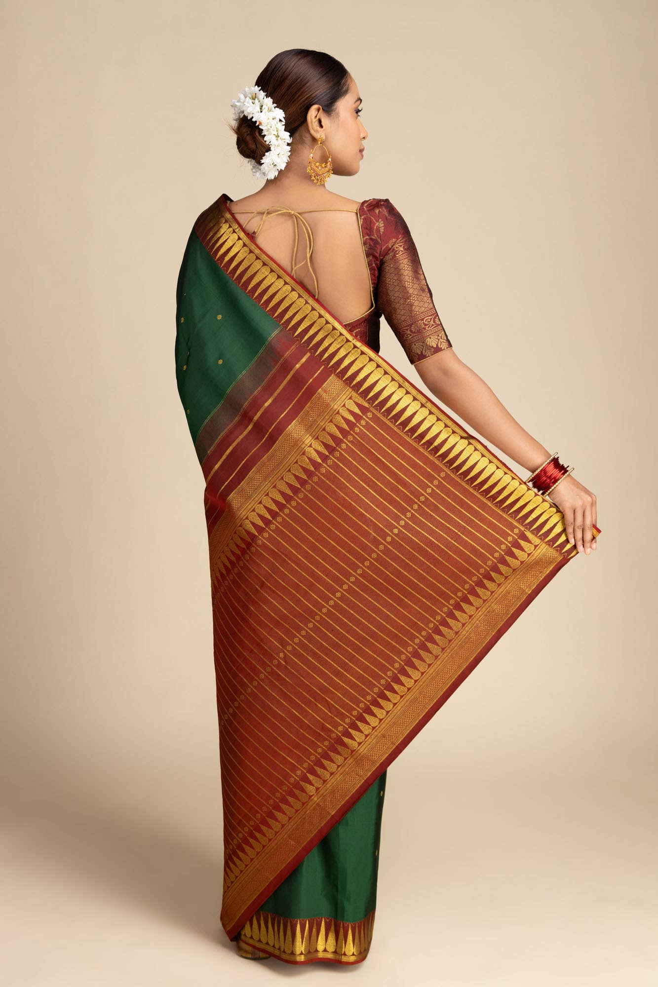 Amara-Green Kanchipuram Silk Saree - Image 5