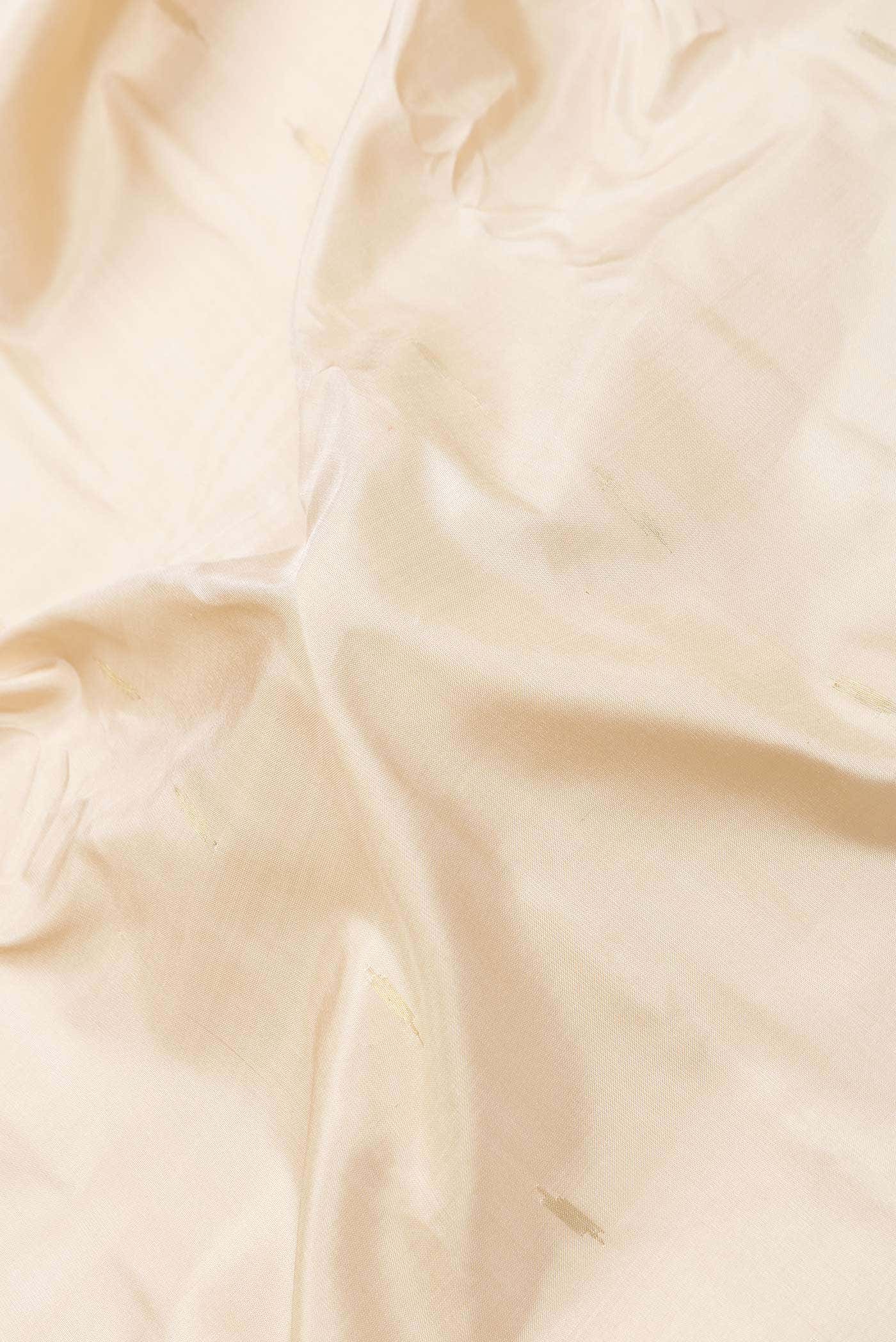 Beige Dual Tone Gadwal Silk Saree - Image 3