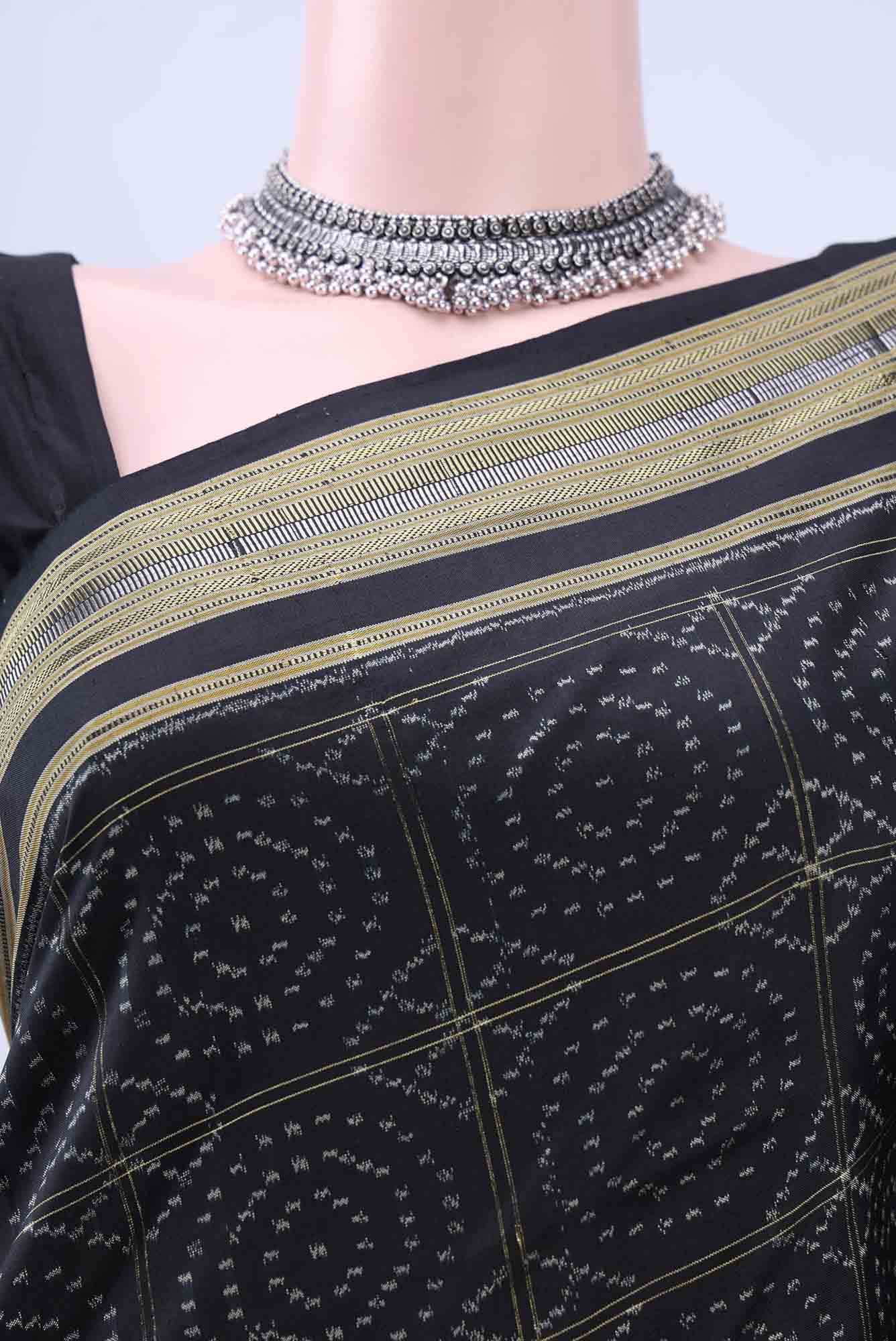 Black Pochampally Silk Saree - Image 3