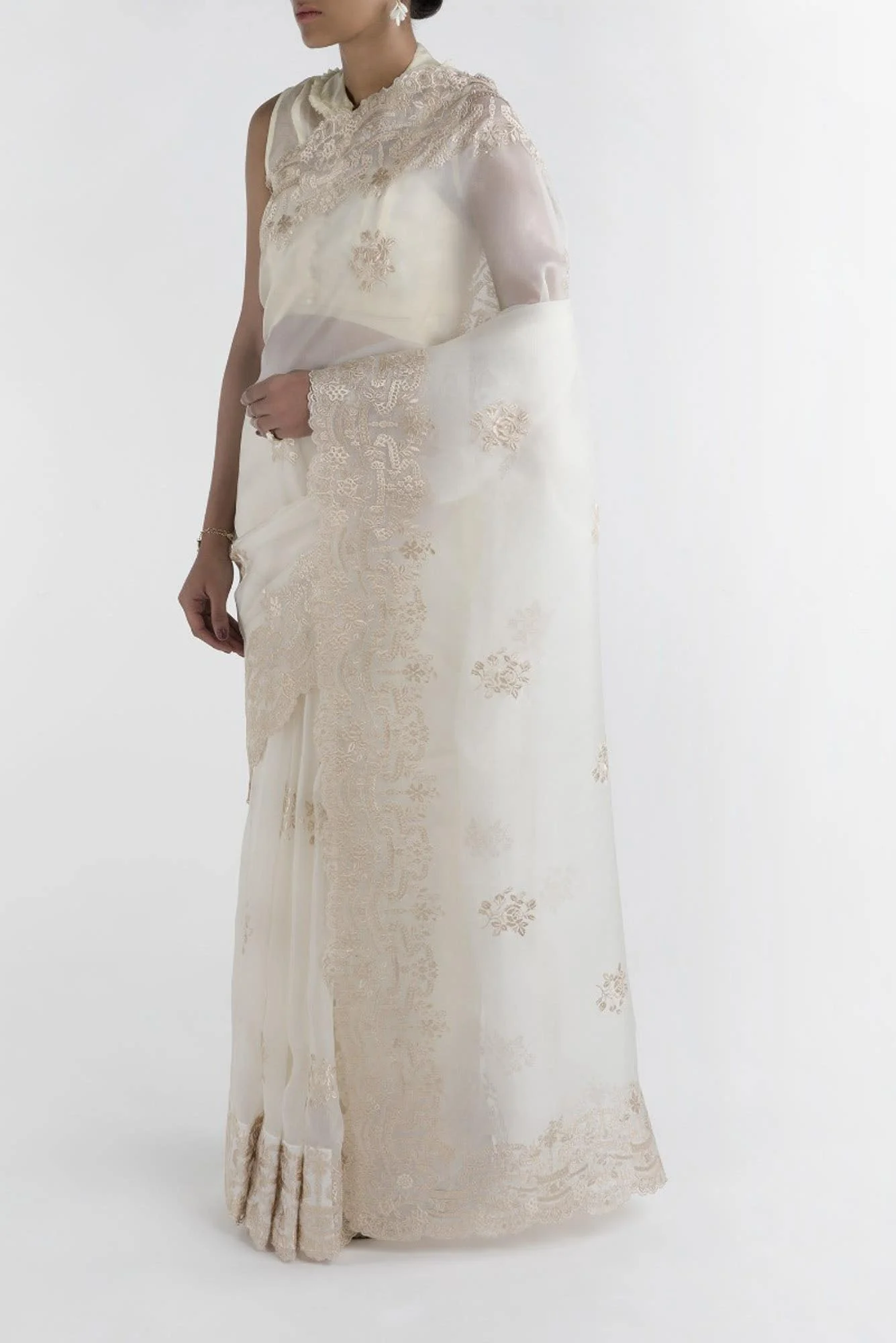 Romance of the Roses Cream floral design saree from Embroidered Romance Collection by Nalli - Image 5