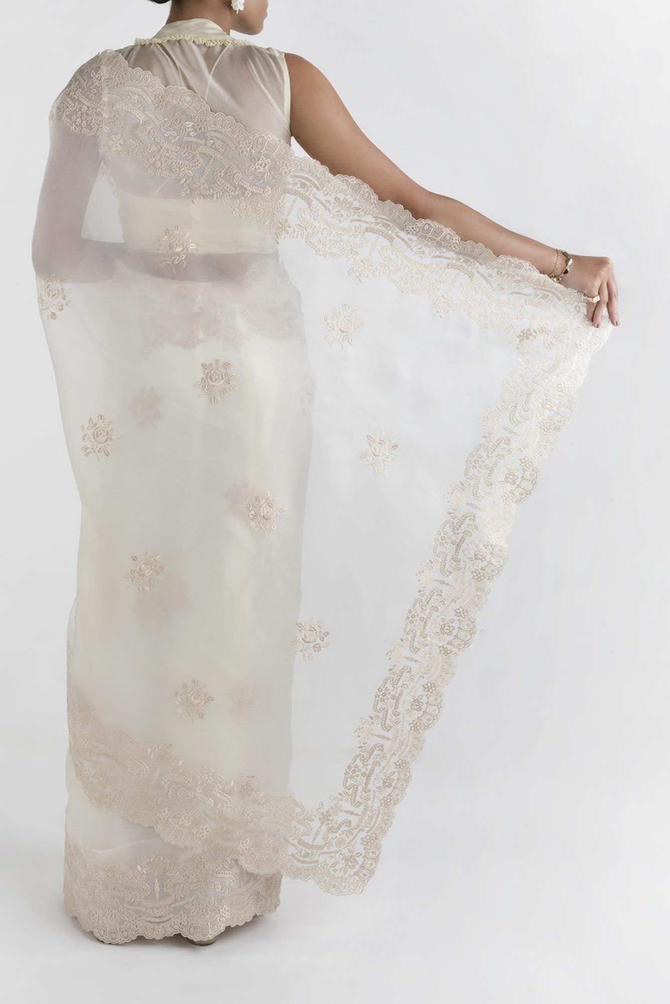 Romance of the Roses Cream floral design saree from Embroidered Romance Collection by Nalli - Image 6