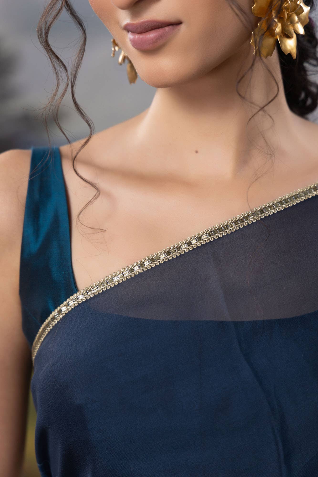 Gilded Daffodils-Blue Organza Silk Saree - Image 3
