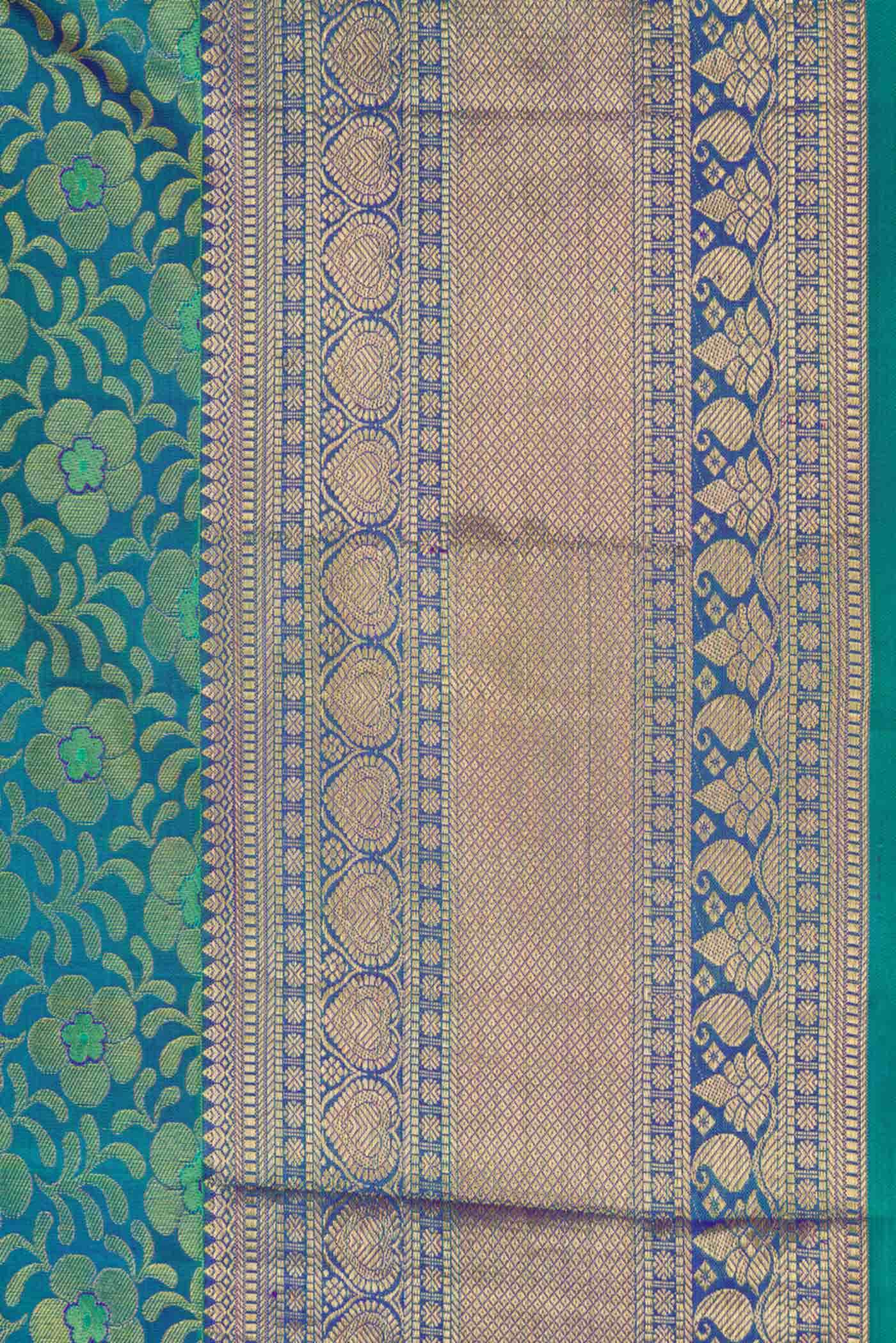 Green Dual Tone Kanchipuram Silk Saree - Image 6