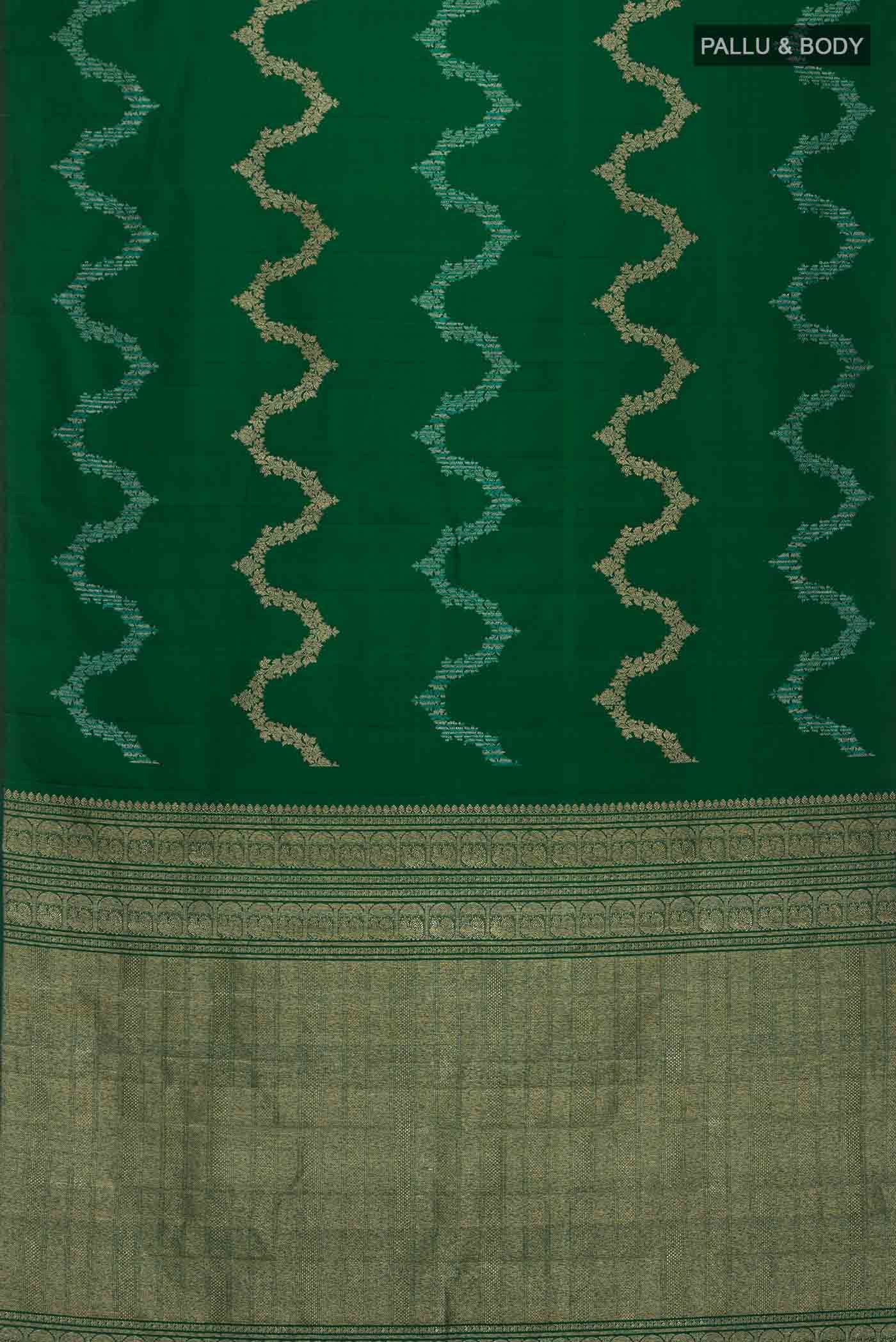 Green Kanchipuram Silk Saree - Image 4