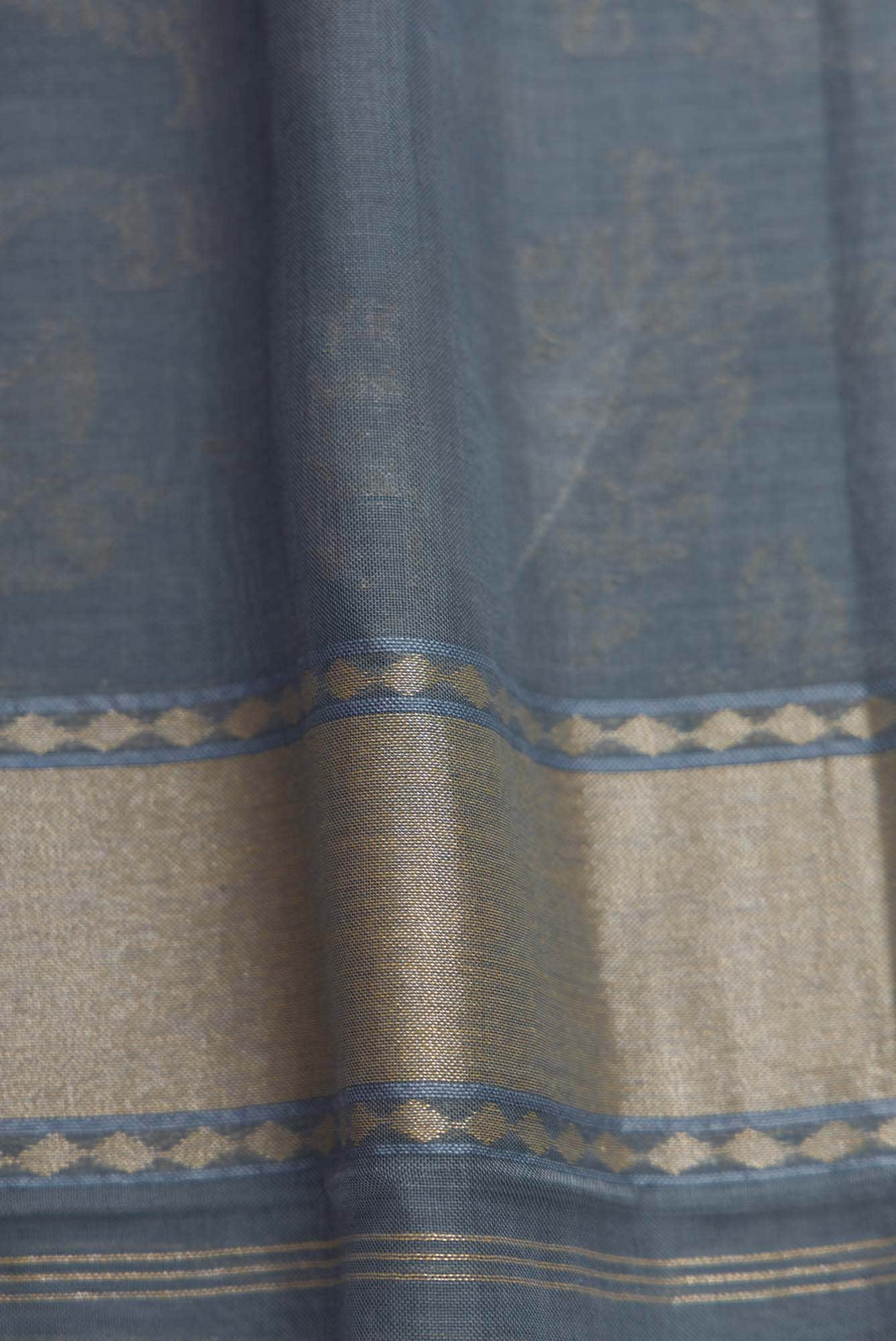 Pure Silk Pure Zari Grey Dual Tone Banarasi Cotton Saree - Image 6