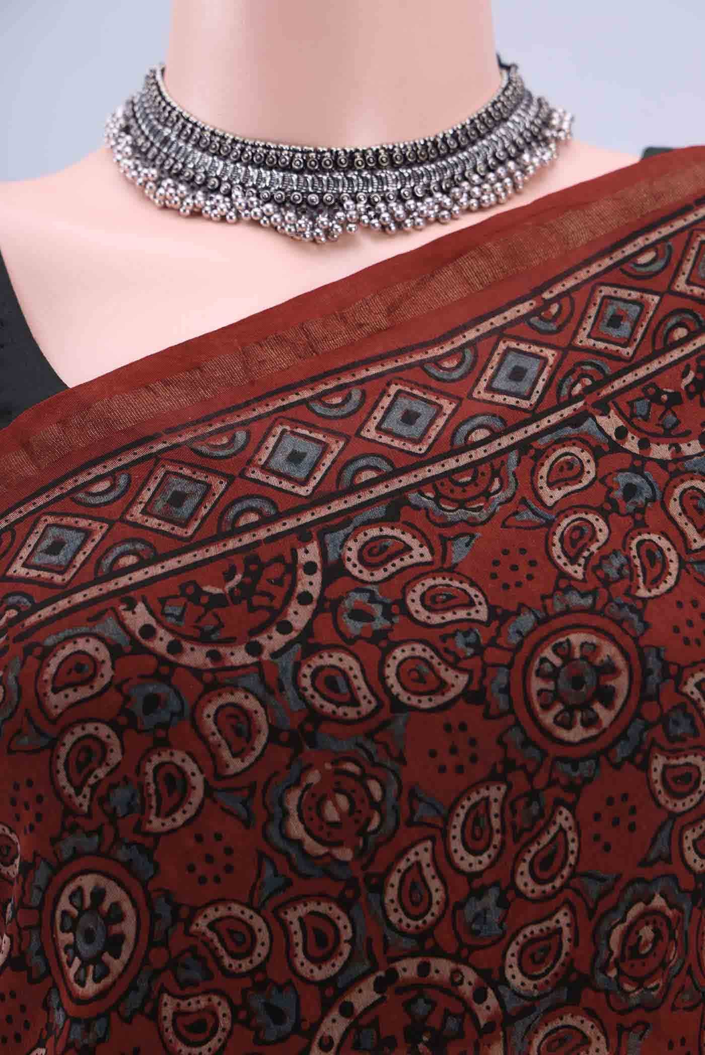 Maroon Chanderi Silk Cotton Saree - Image 3
