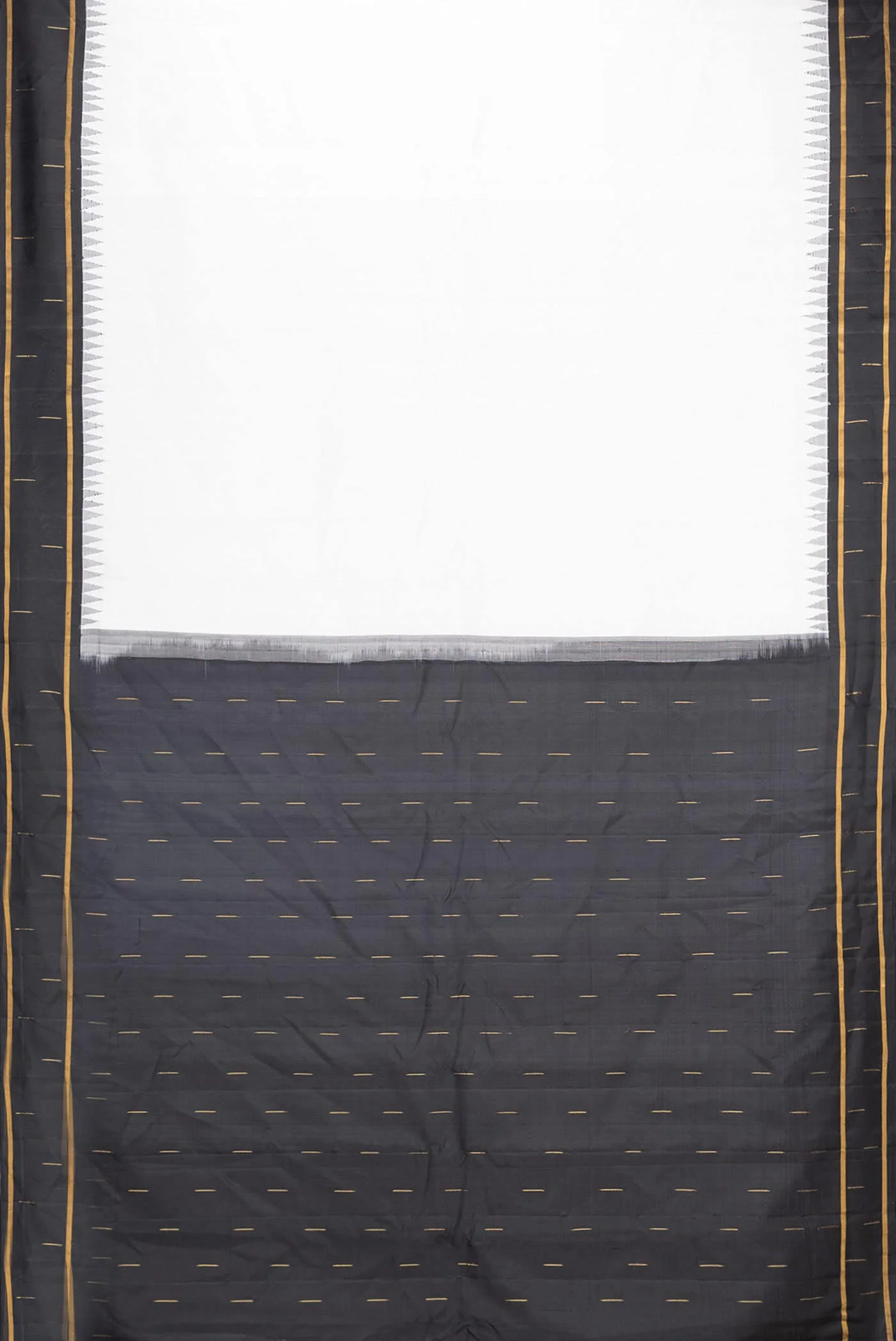 Off White Gadwal Silk Saree - Image 4