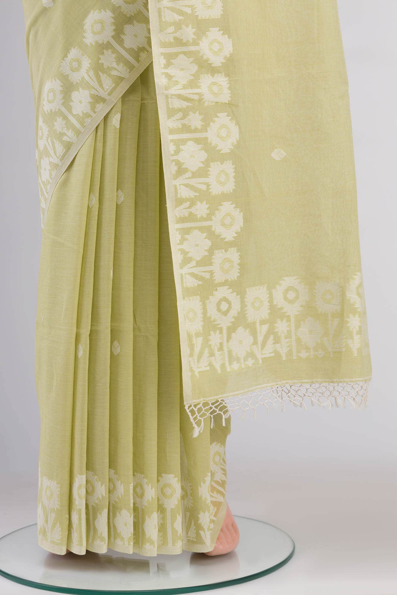Paromita-Lemon Grass Green Bengal Cotton saree - Image 9