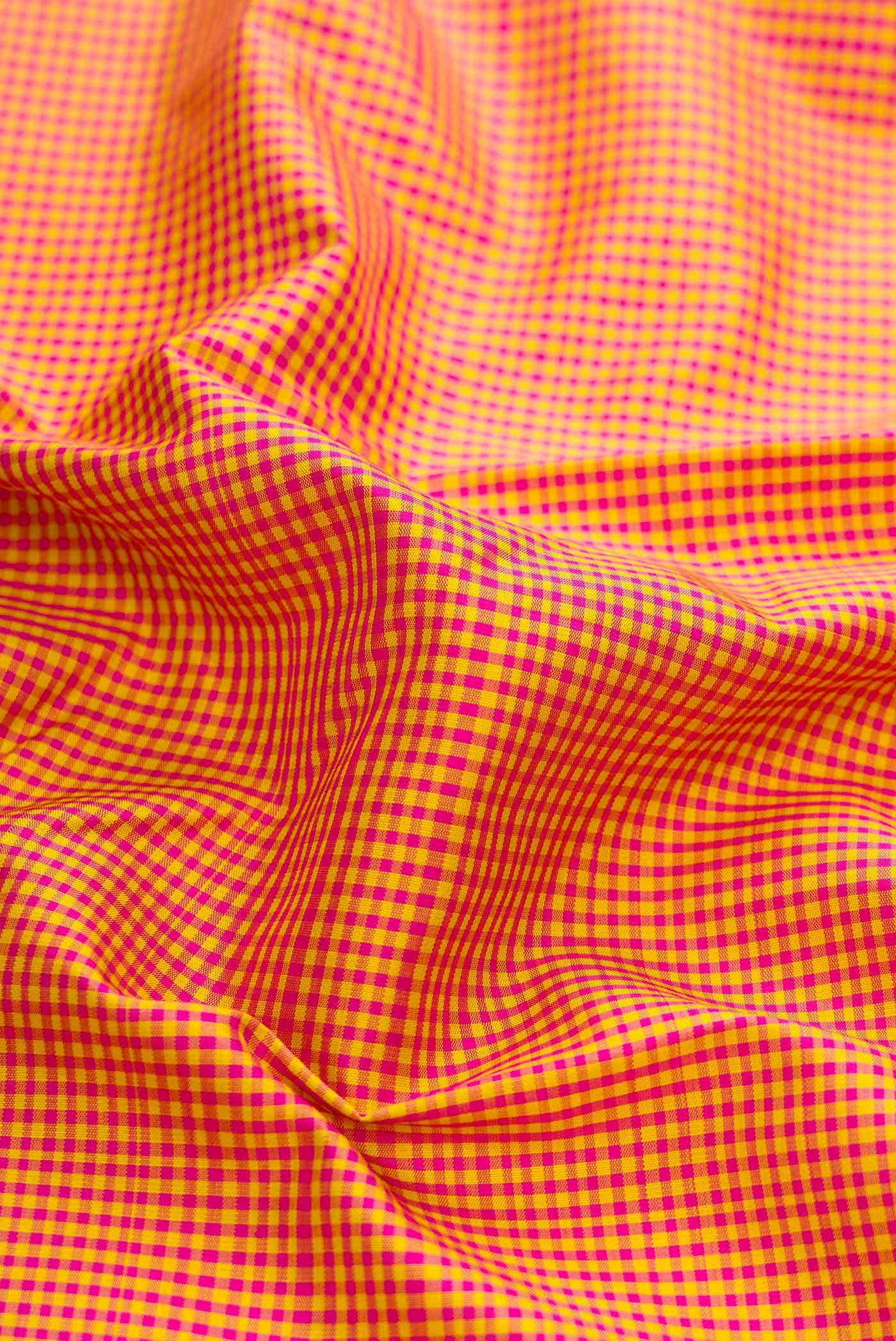 Pure Silk Pure Zari Peach Dual Tone Kanjivaram Saree - Image 3