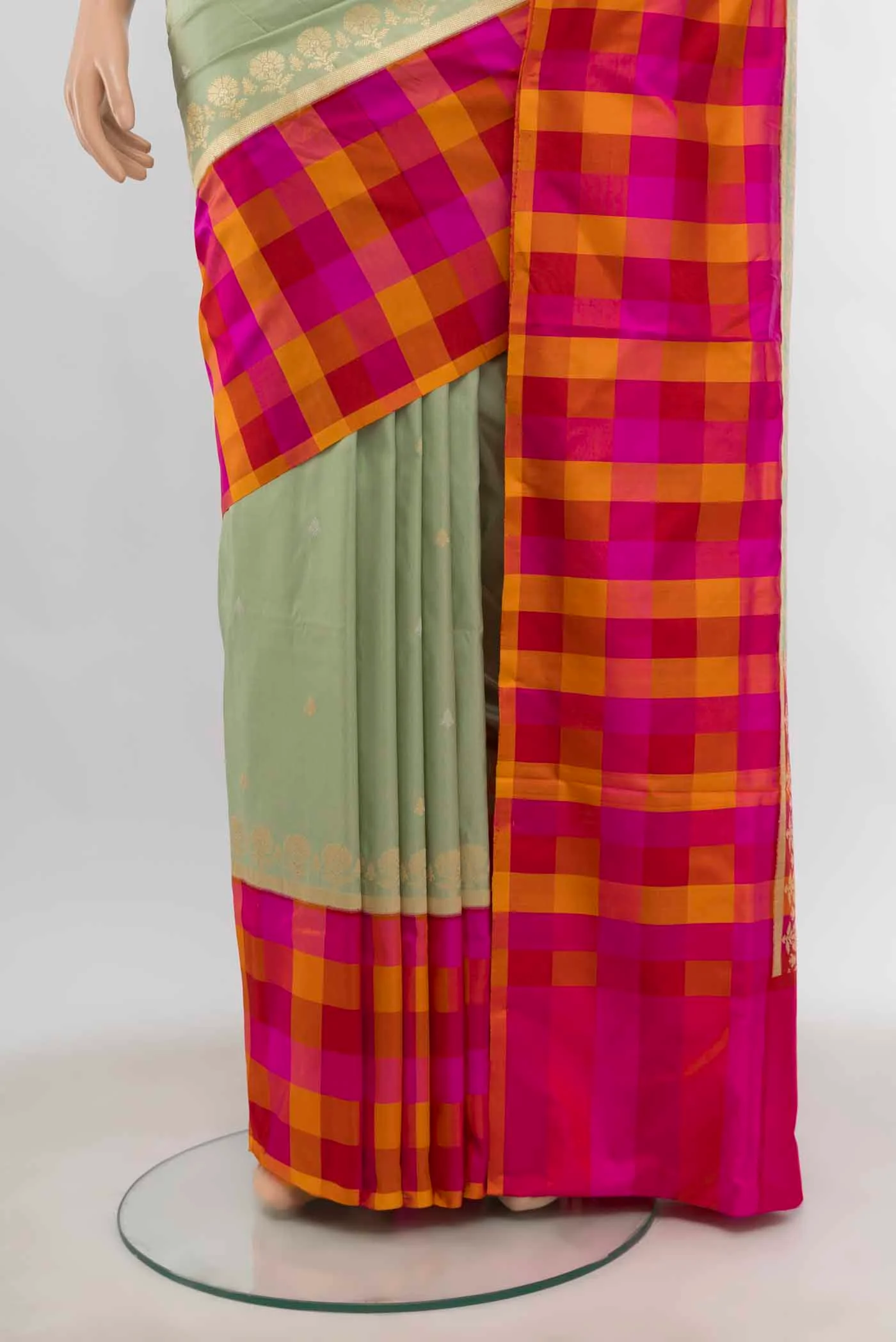 Light Green Banarasi Silk Saree - Image 3