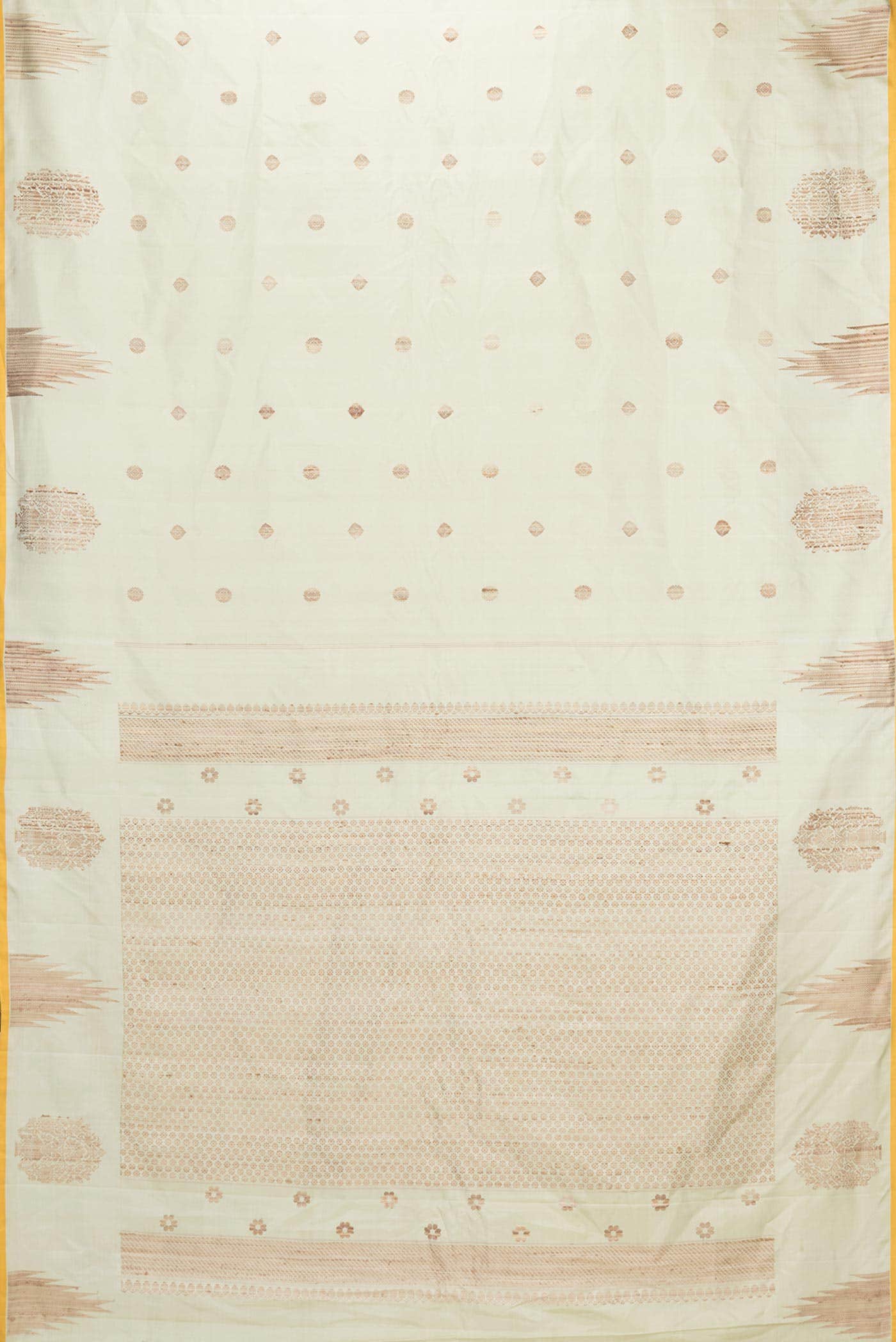 Cream Gadwal Silk Saree - Image 4