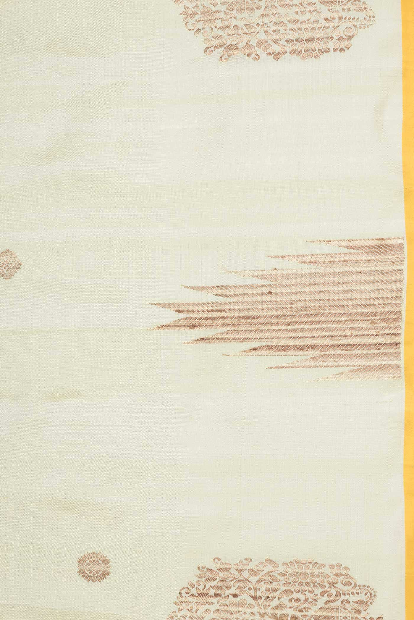 Cream Gadwal Silk Saree - Image 6