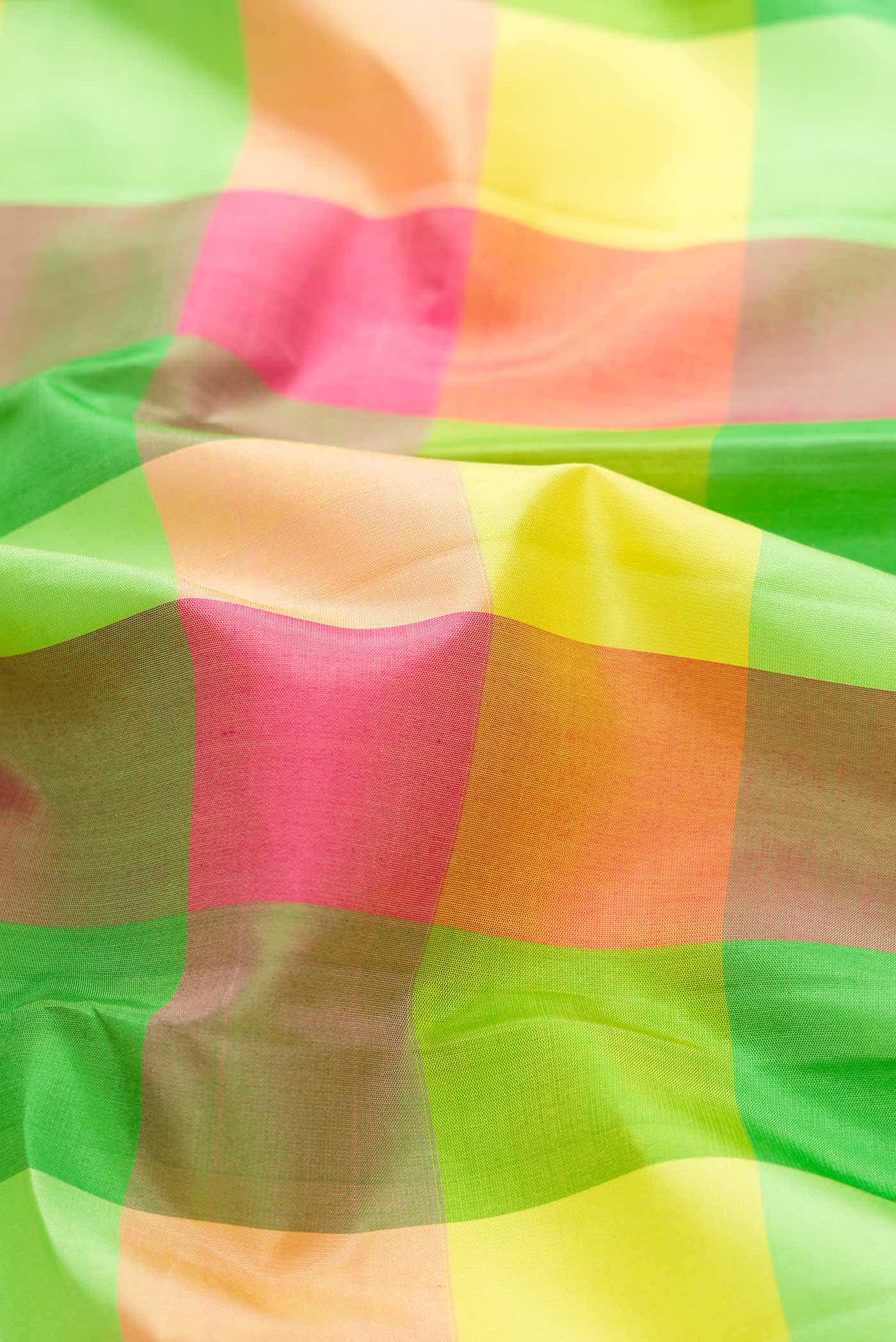 Pure Silk Pure Zari Yellow, Green and Pink Dual Tone Kanchipuram Saree - Image 3